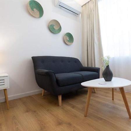 Minimal Apartment In Plaka Athen Exterior foto